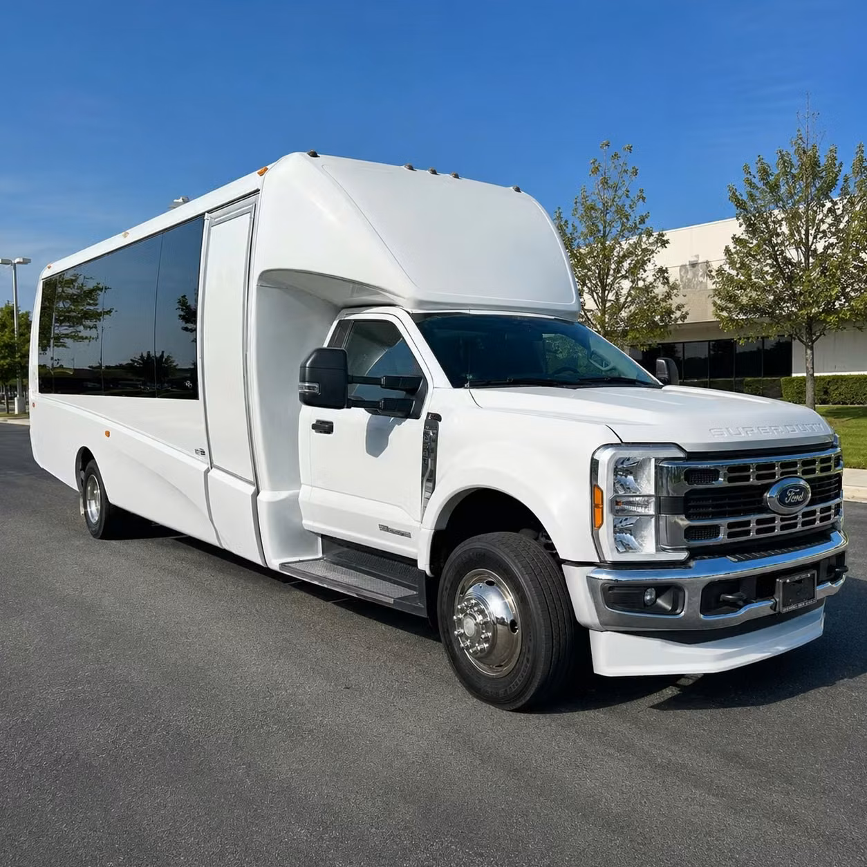 15 passenger minibus