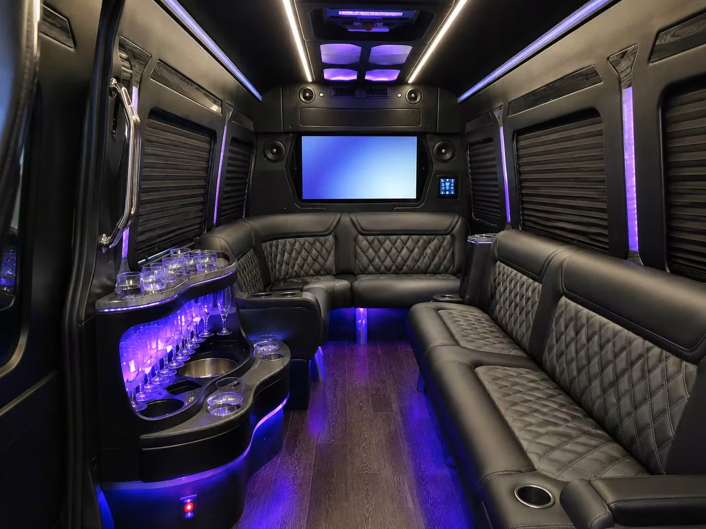 corporate and recreational league sporting event shuttles in rancho santa margarita