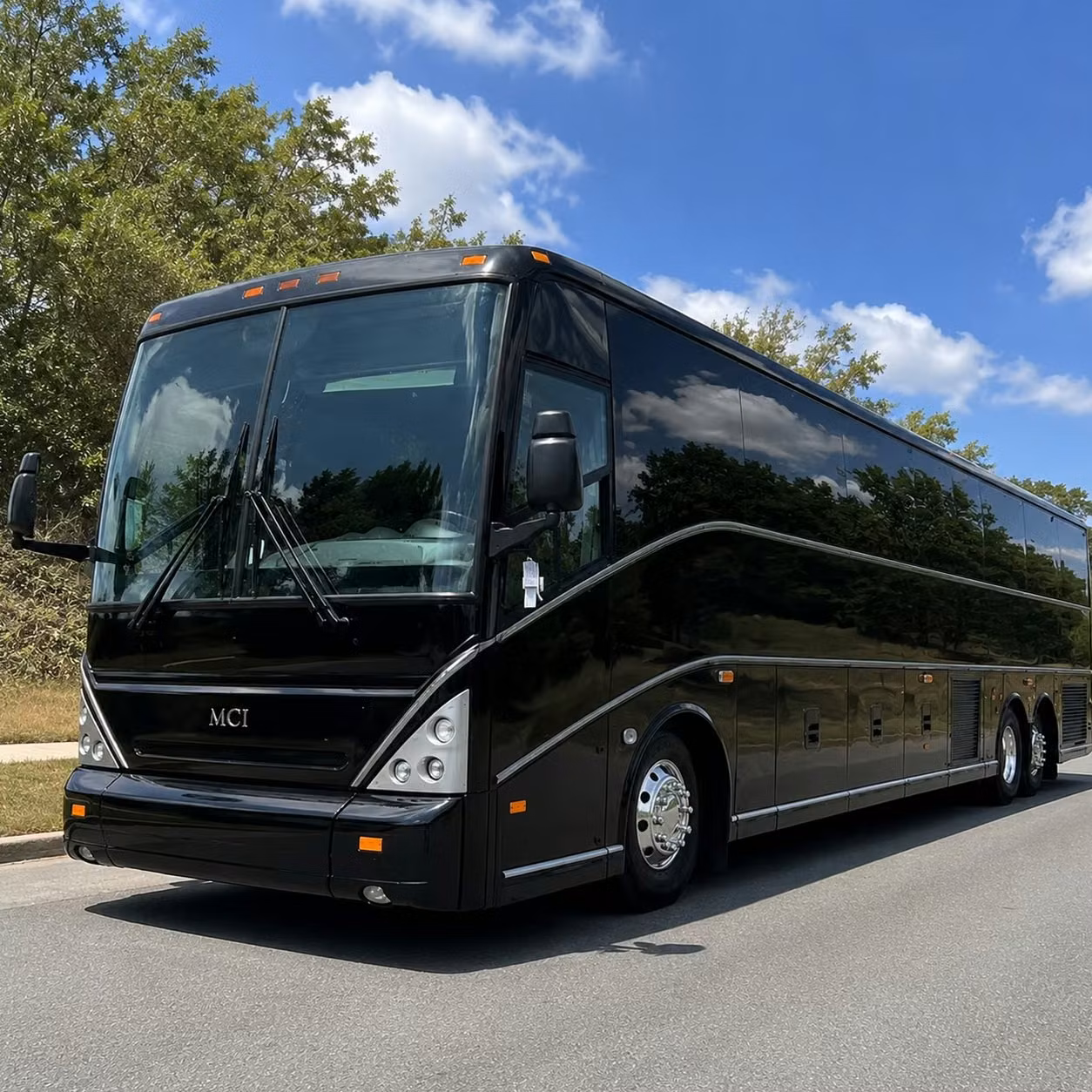rancho santa margarita wedding shuttle bus rentals that keep your guests on schedule